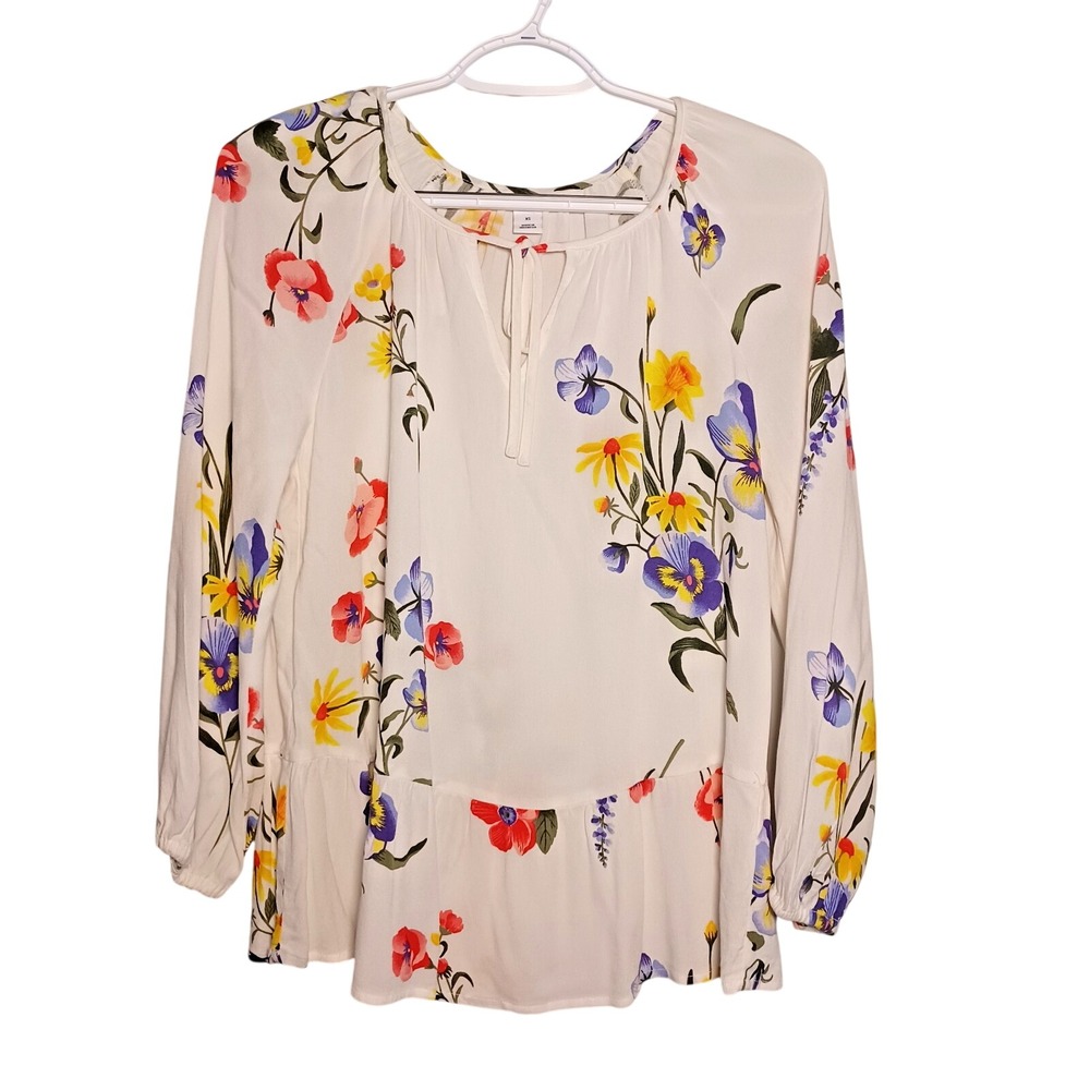 Old Navy White Floral Pullover Shirt Womens XS Keyhole Ruffle Hem Spring Summer
